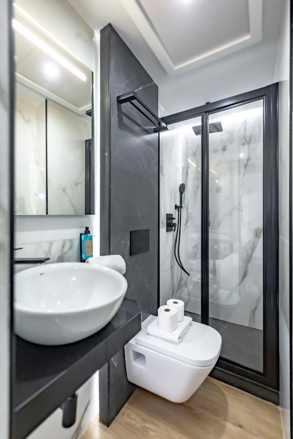 Dobohomes - Montesa 20 Apartamentos Madri Exterior foto