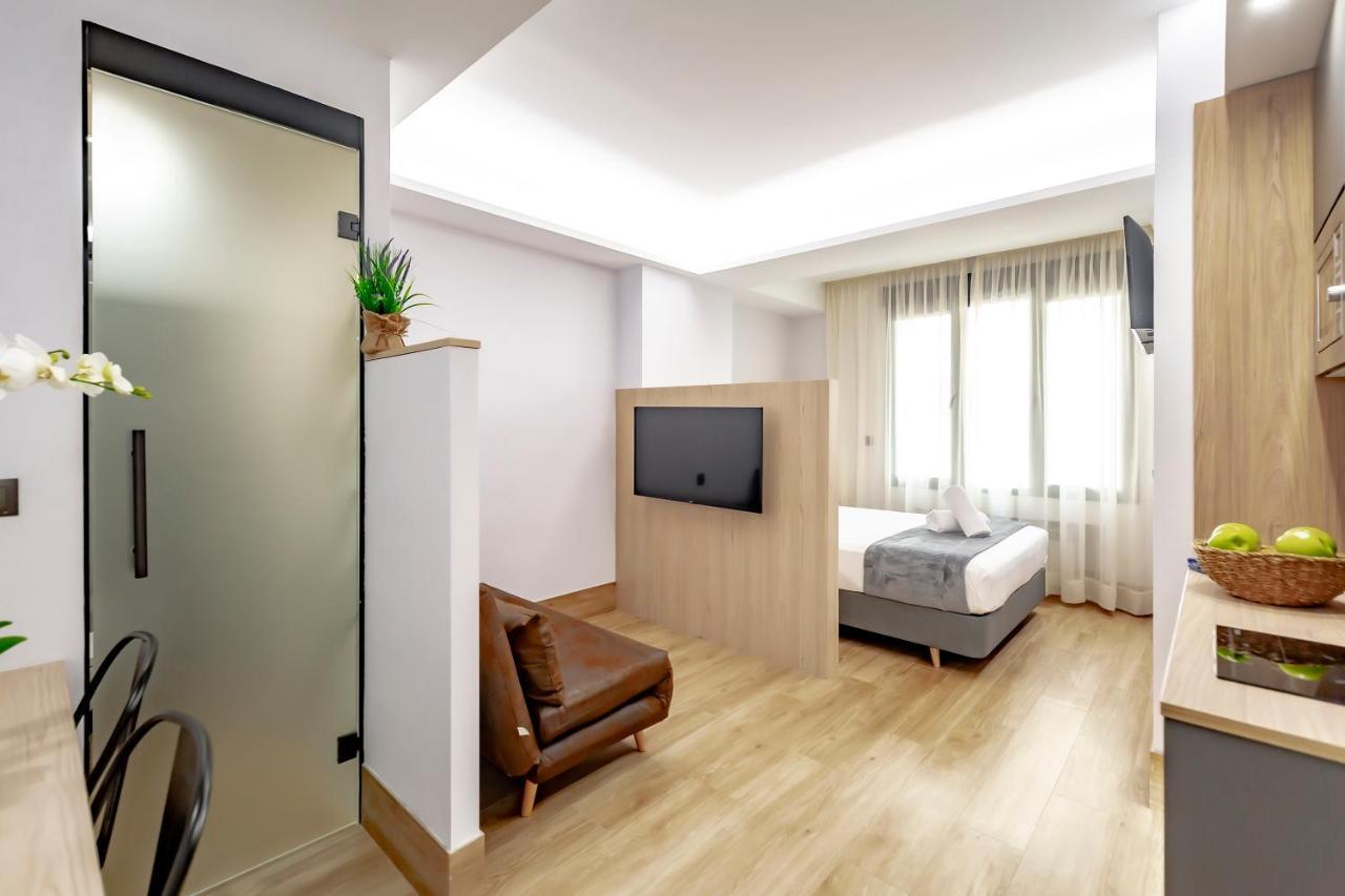 Dobohomes - Montesa 20 Apartamentos Madri Exterior foto